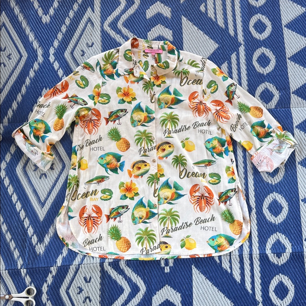 Rose + Olive Resort Women’s Large 3/4 Sleeve Tropical Button Up Shirt Beige